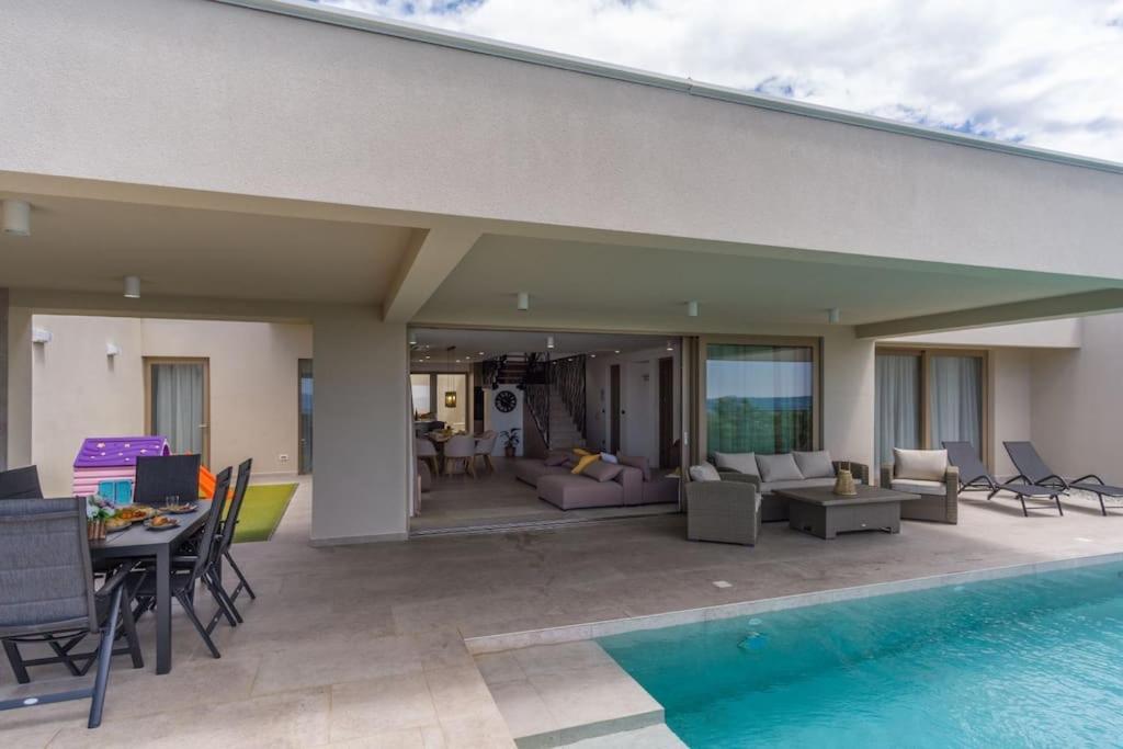 Villa Ventus *
